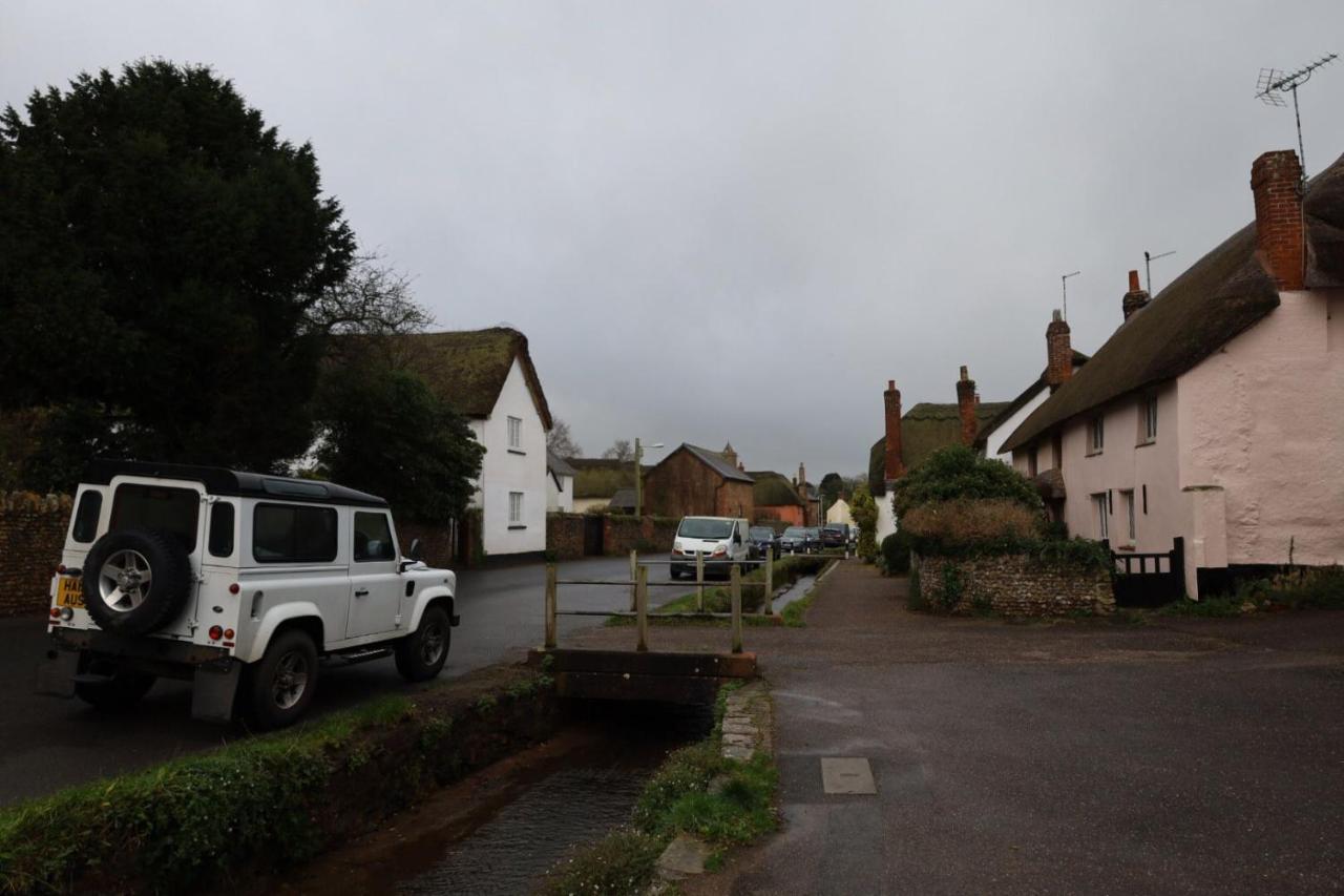Thatched Cottage, Beautiful Village Near The Sea Otterton Buitenkant foto